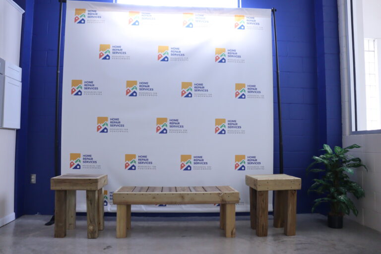 Double Table Bench-Style